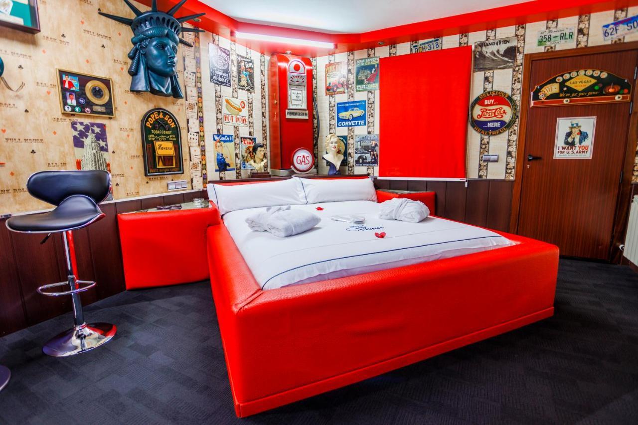 Motel Venus Pontevedra Poio Bagian luar foto