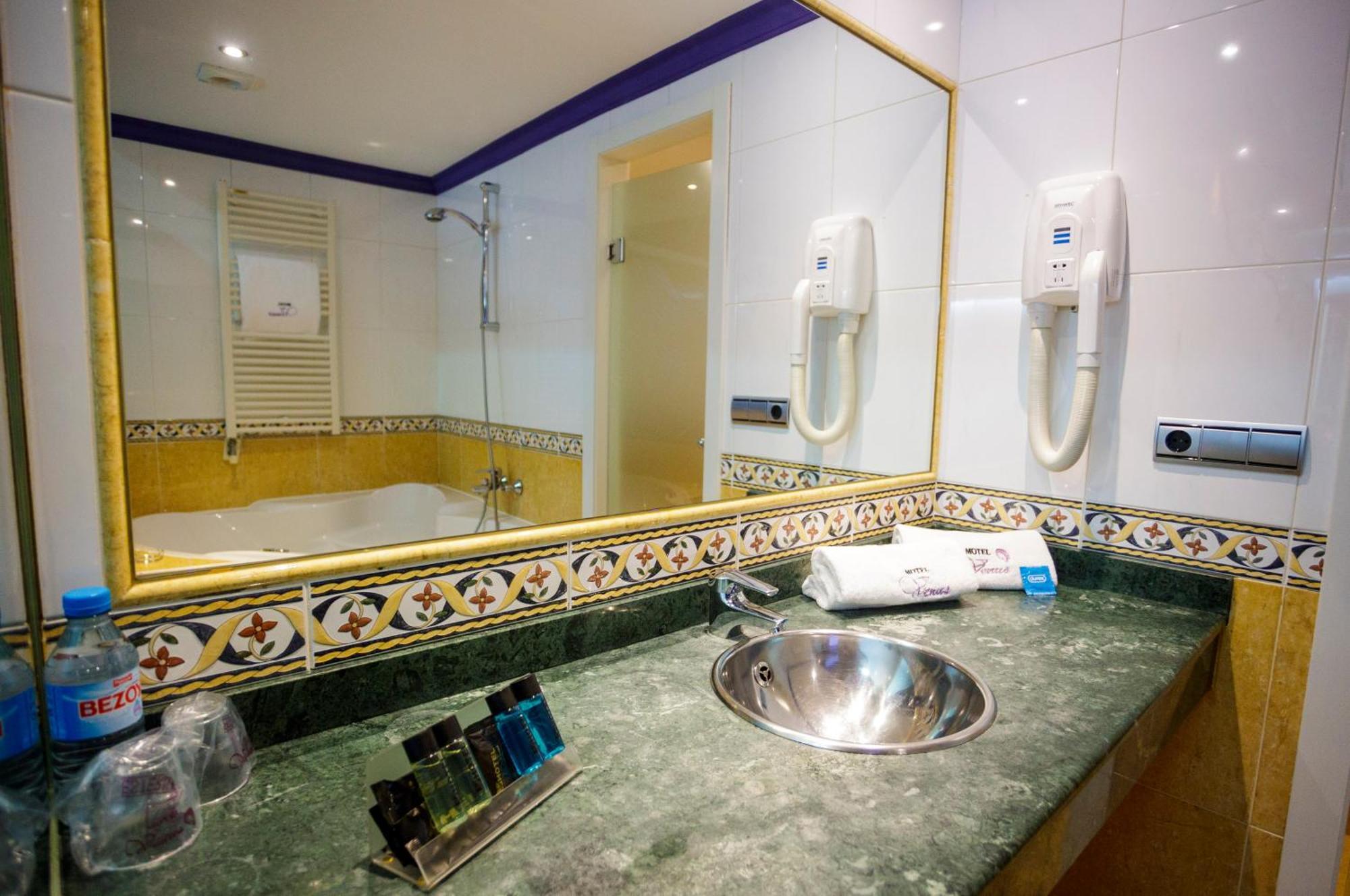 Motel Venus Pontevedra Poio Bagian luar foto